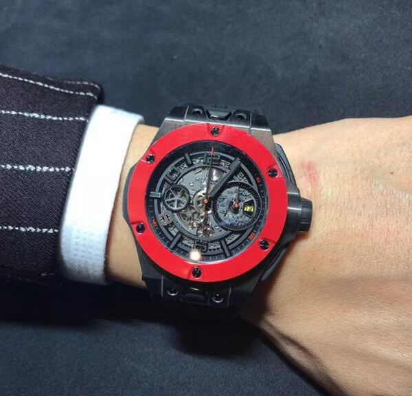 Hublot ウブロスーパーコピー ビッグバン フェラーリカーボン レッドセラミック 402.QF.0110.WR